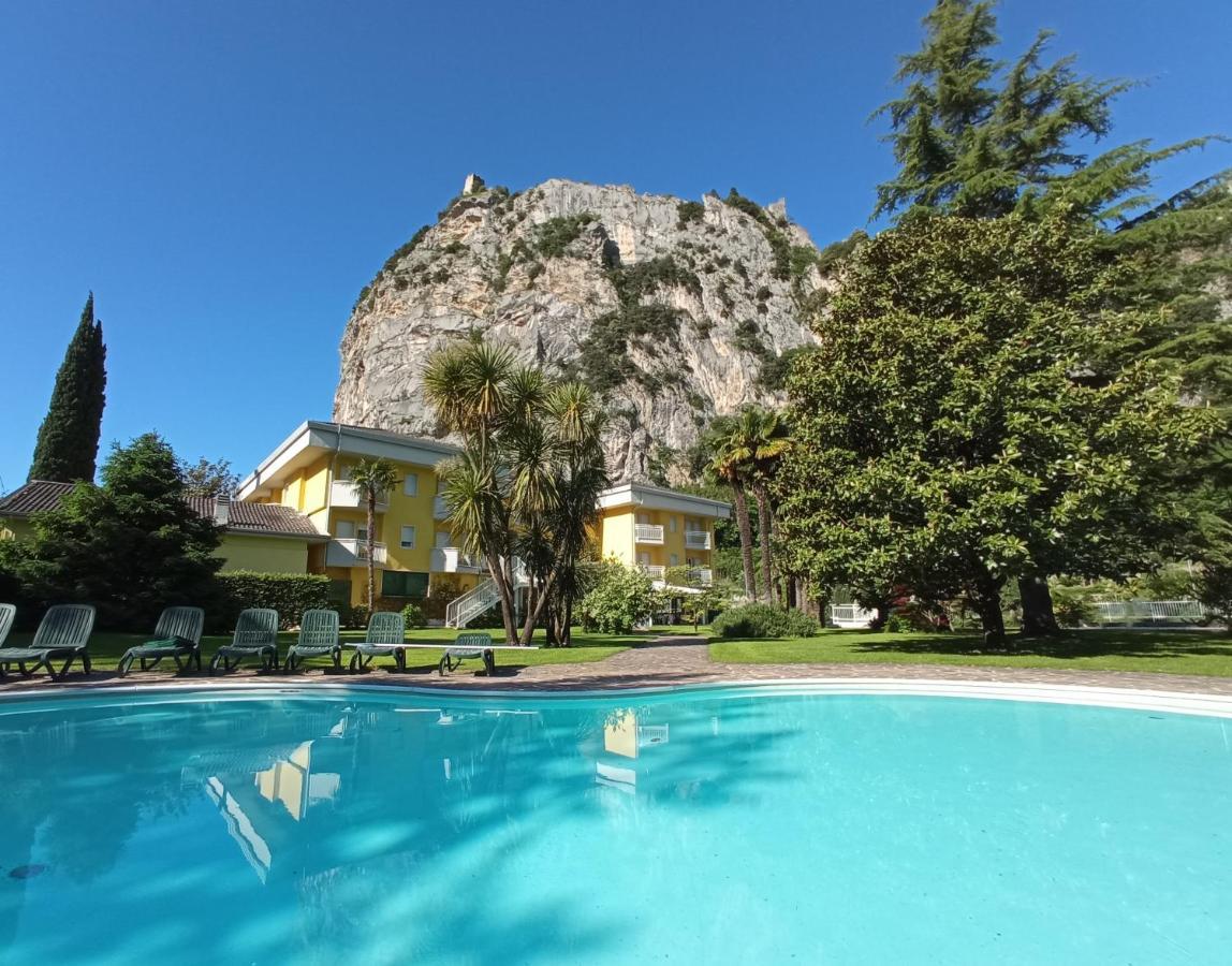 Hotel Garden Arco (Adults Only) Bagian luar foto