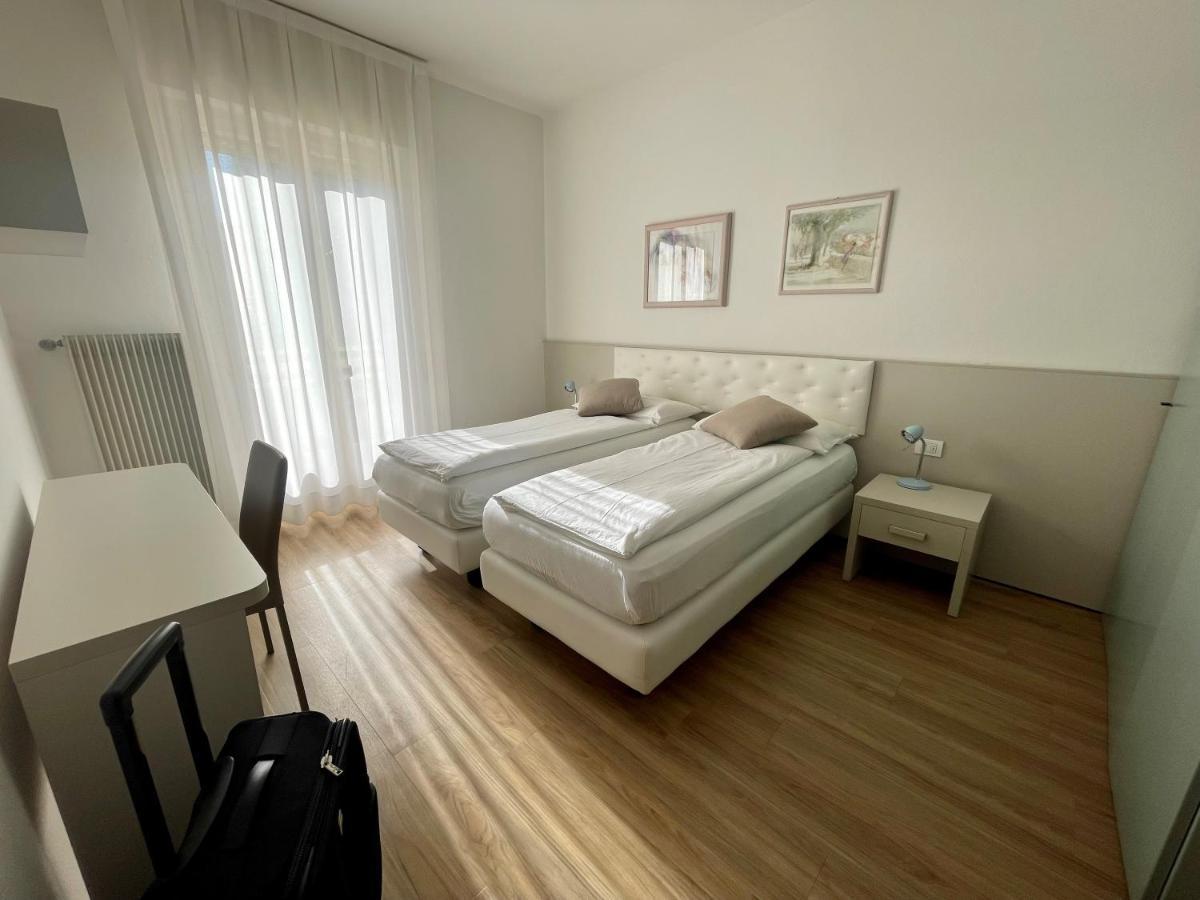 Hotel Garden Arco (Adults Only) Bagian luar foto