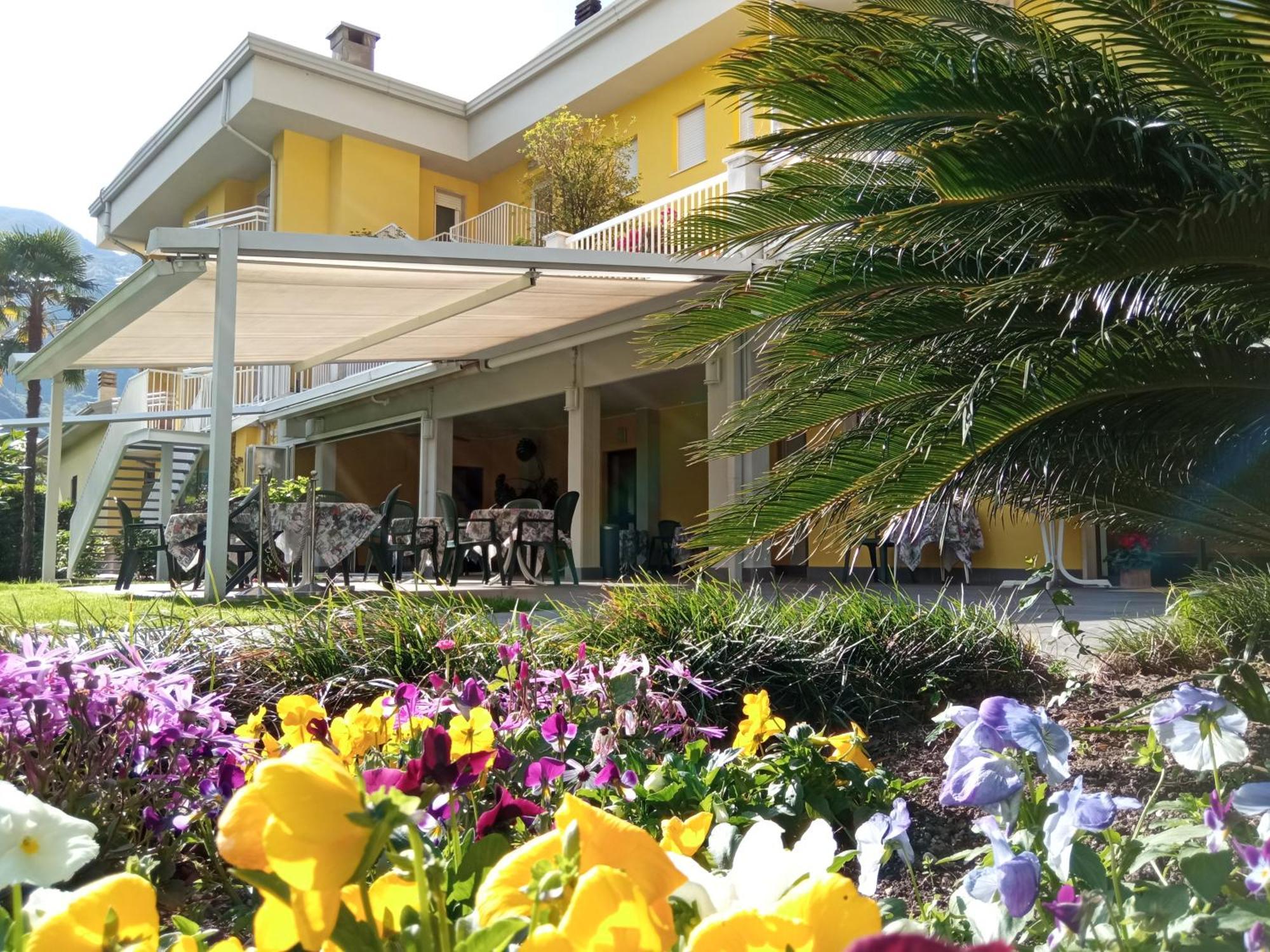 Hotel Garden Arco (Adults Only) Bagian luar foto