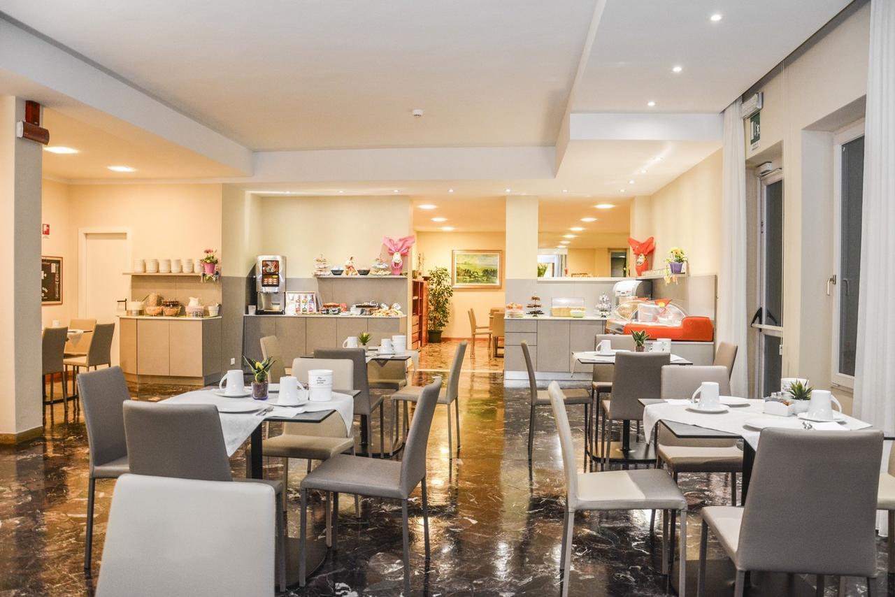 Hotel Garden Arco (Adults Only) Bagian luar foto